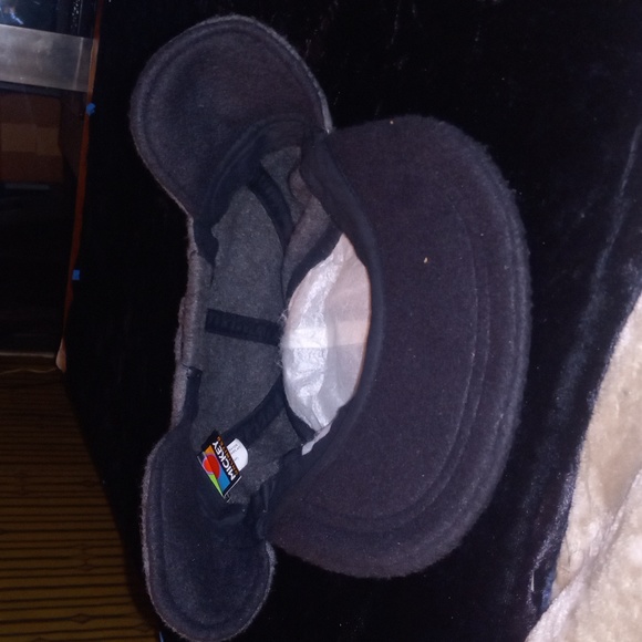 Mickey Mouse ballcap - Picture 2 of 6